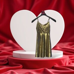 Shimmering Forever 21 Gold Dress 👗 👑💐